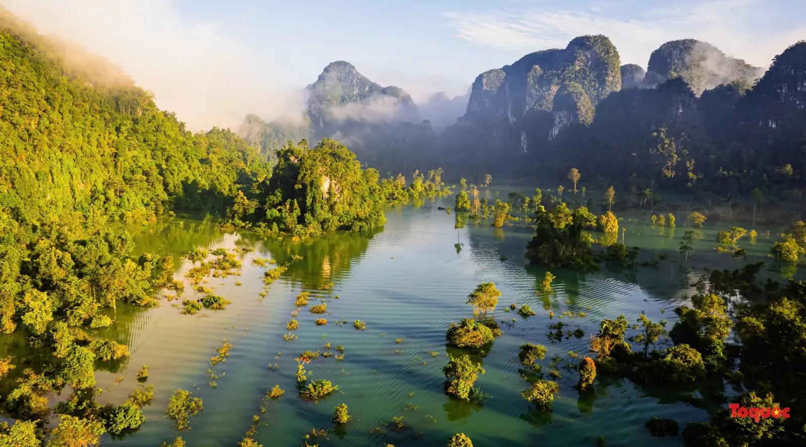 Hung Trâu valley